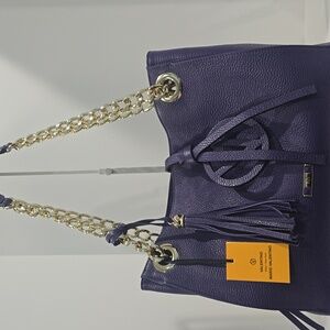 NWT 💜 Valentino Leather Luisa Medallion Shoulder Bag 💜 NWT, COA, DUST BAG